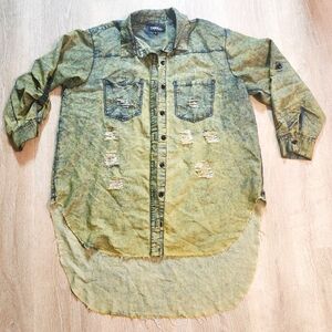 Thrill Jeans Women's Distressed Demin button shirt 3X Hint Of Green